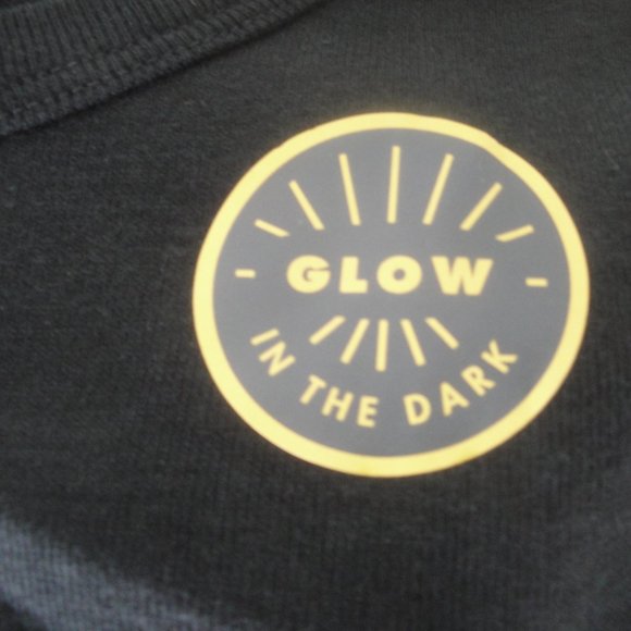 Cat & Jack Glow in the Dark Skeleton Pajamas Size 6 NWT Unisex - Picture 5 of 6